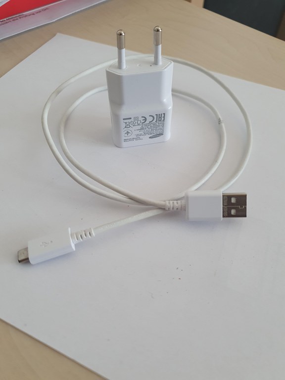 USB Kabel USB Kabel und Netzteil